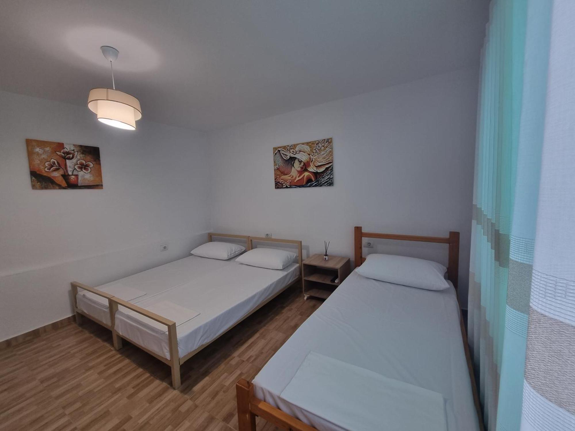 לינה וארוחת בוקר Gjirokastër Tony'S Terrace מראה חיצוני תמונה