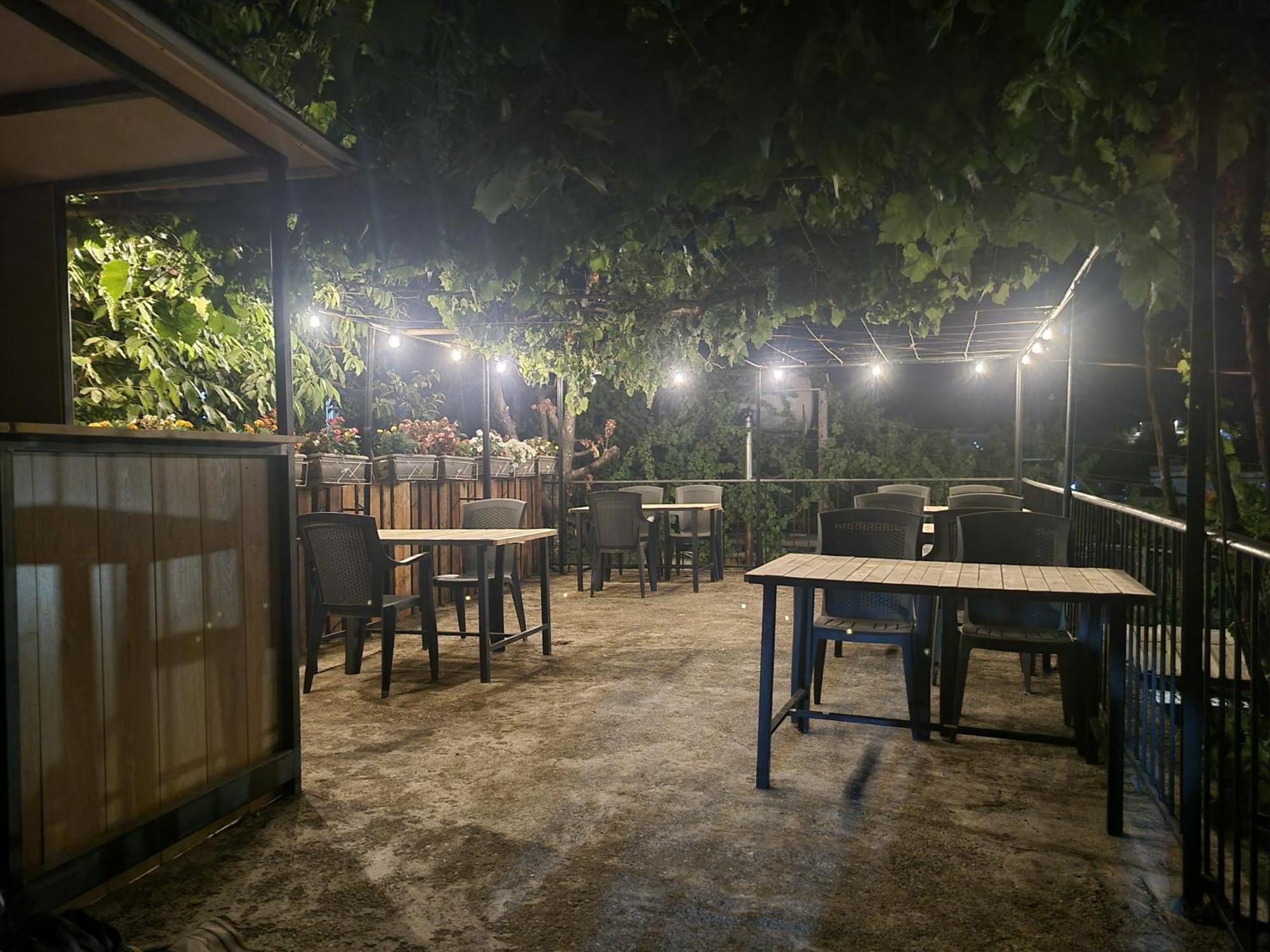 לינה וארוחת בוקר Gjirokastër Tony'S Terrace מראה חיצוני תמונה